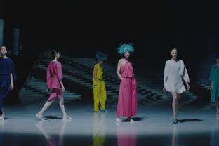 PFW SS22: Issey Miyake implements Japanese manufacturing into seven series collection