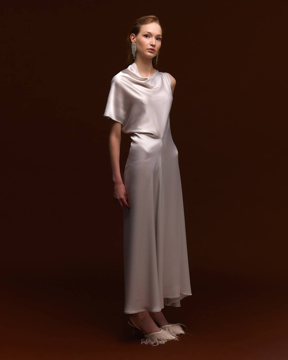 Colección de vestidos de novia “Bridal Capsule Collection” de Moisés Nieto, fotografía de campaña.