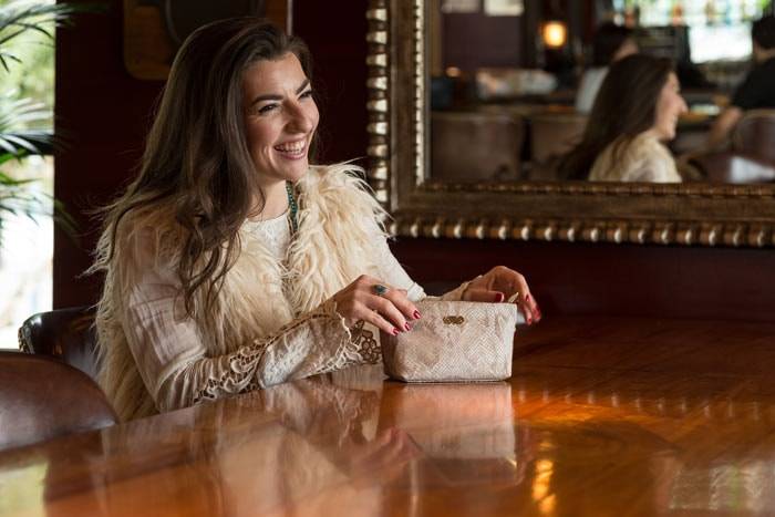 AnnaBís: the world's first luxury handbag for cannabis