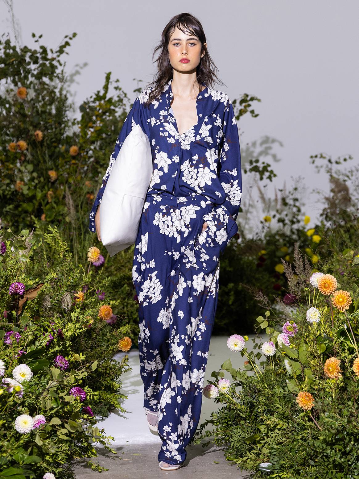 Photo Credits: Moisés Nieto, colección “Siesta” para la temporada Primavera/Verano 2023 SS23.