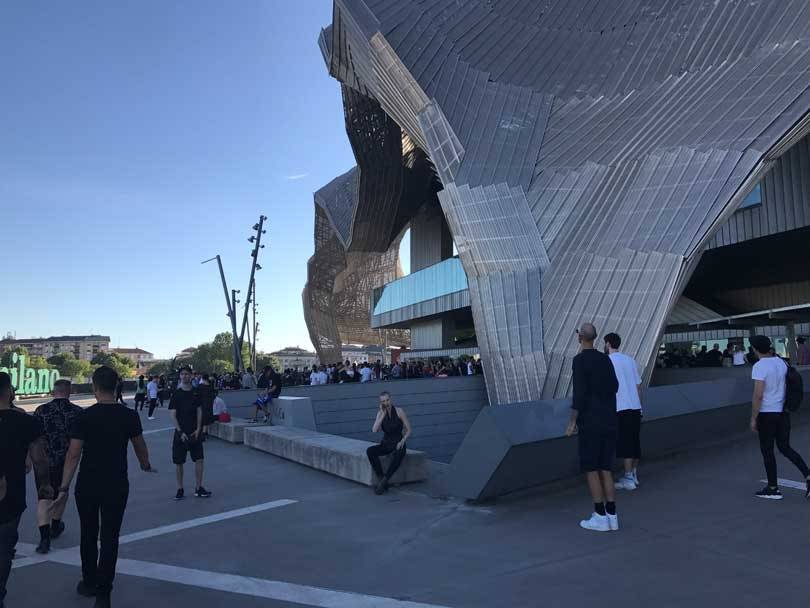 Un día en la vida de un comprador en la Semana de la Moda Masculina en Milán