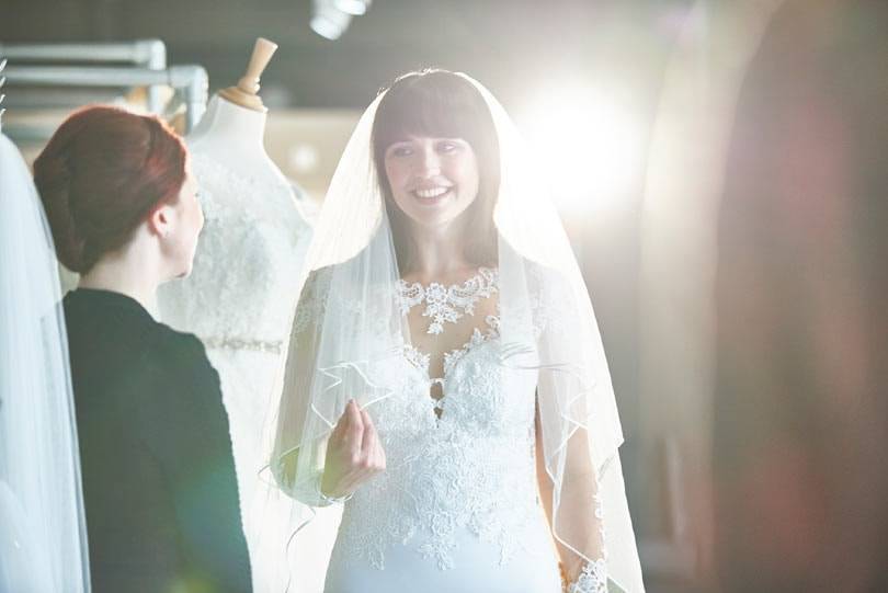 De toonaangevende bruidsjurken retailer WED2B opent haar eerste winkel in Gent