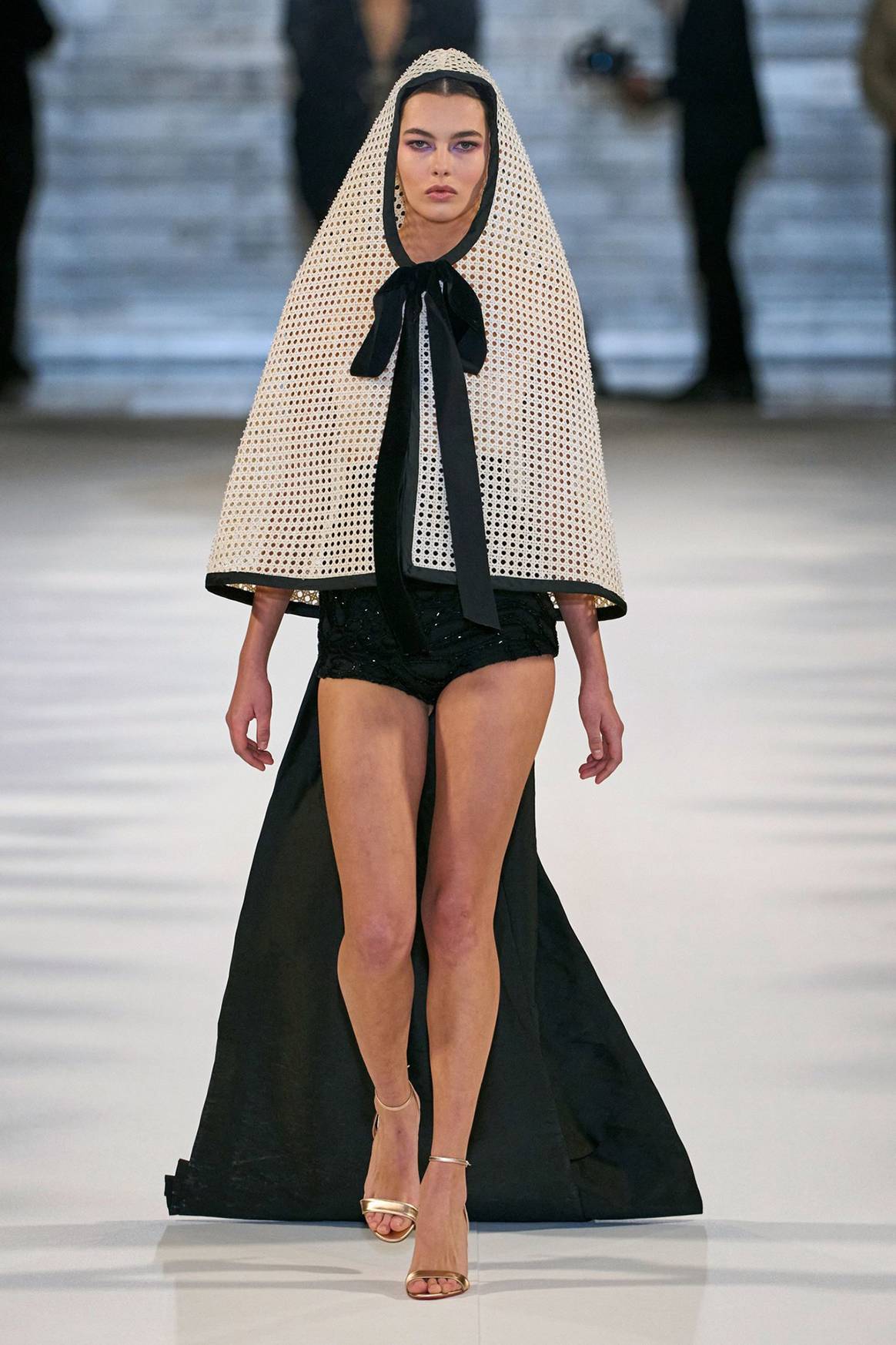 Juana Martín, colección “La rosée” de Alta Costura para la temporada Primavera/Verano SS24.