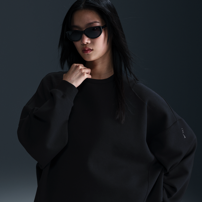 24.7 ImpossiblySoft Oversize-Rundhalsshirt mit Dri-FIT-Technologie (Damen) | Nike
