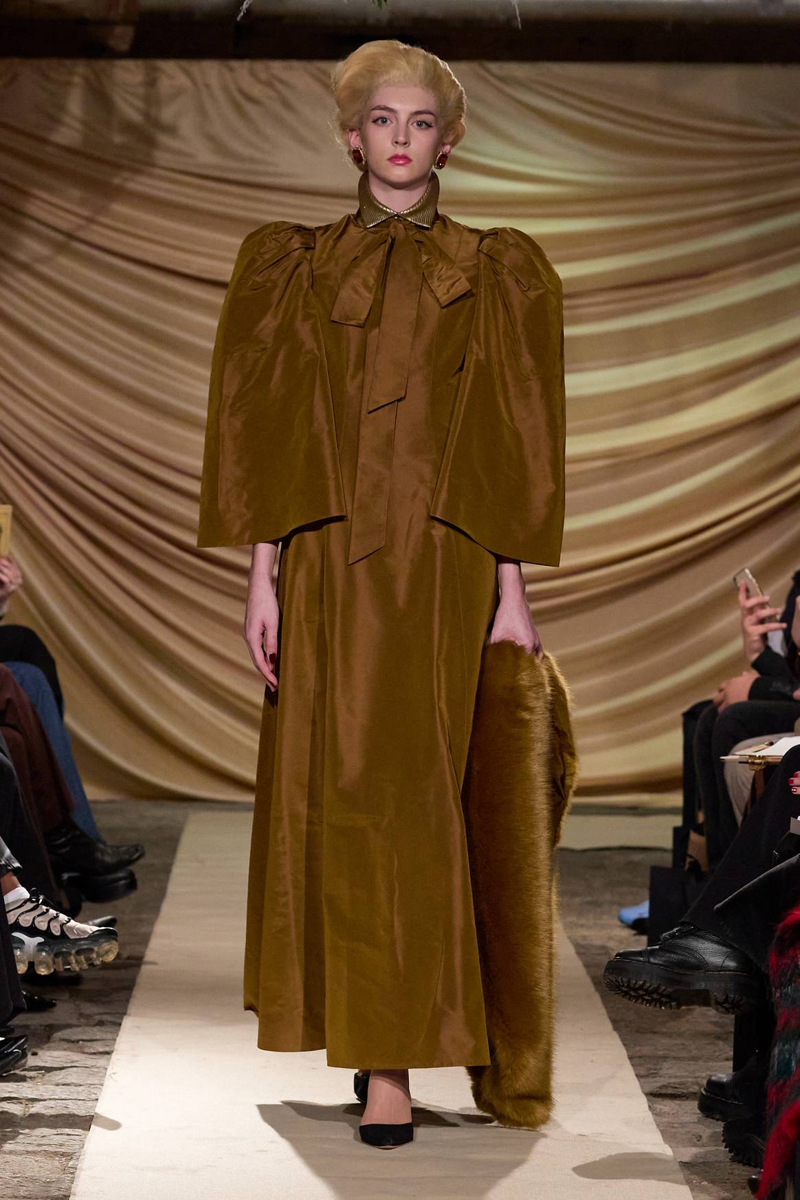 Collection 'Glamorously Modest' de Sabirah 1.7.