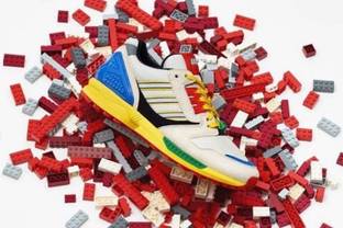 Lego выпускает коллекции с Levi’s и Adidas