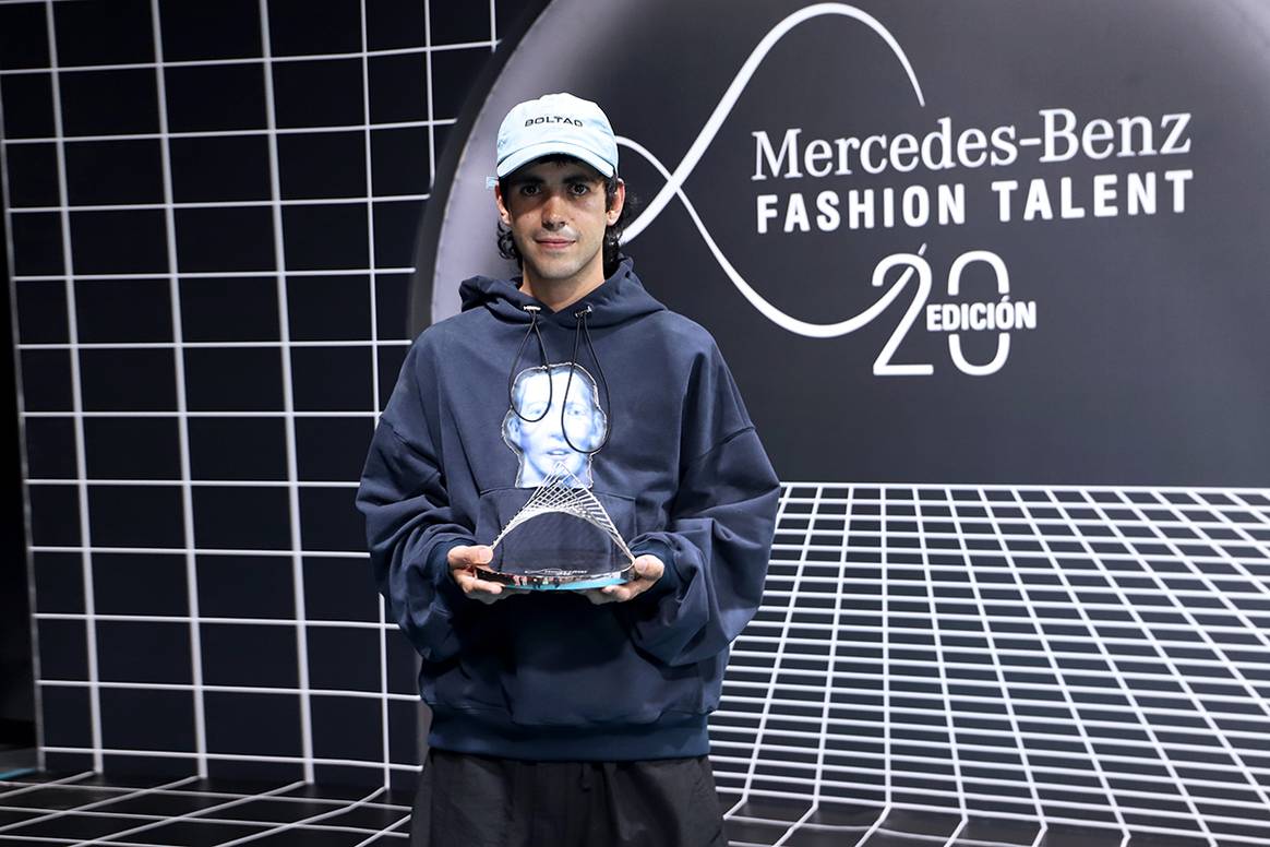 Photo Credits: Ceremonia de entrega de la 20ª edición del premio Mercedes-Benz Fashion Talent a Alberto Martín, director creativo de Boltad. Fotografía de cortesía.