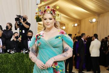 Gespot op het Met Gala: Nikkie de Jager in Edwin Oudshoorn 