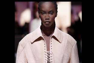 Video: Prada SS22 womenswear collection