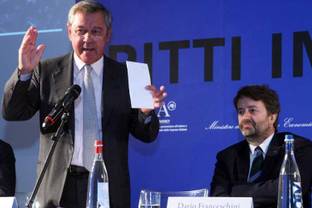 Tessile moda: turnover a 53 miliardi nel 2015
