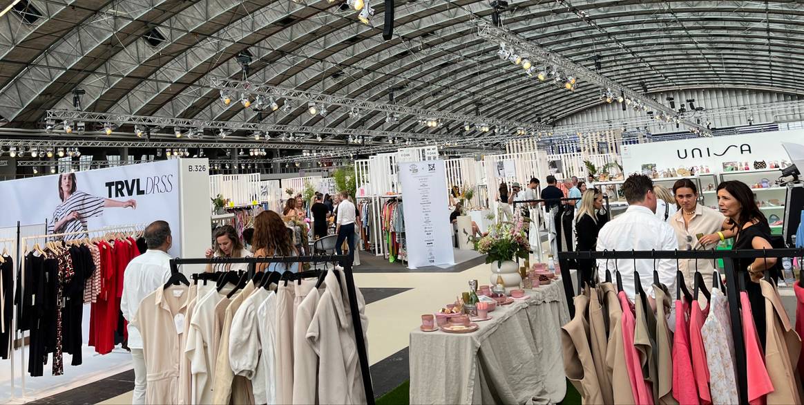 Hal B tijdens Modefabriek.