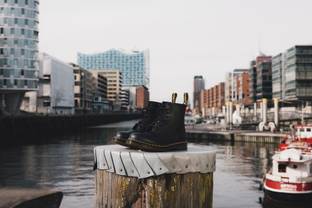 Dr. Martens eröffnet Laden im Hamburger Überseequartier