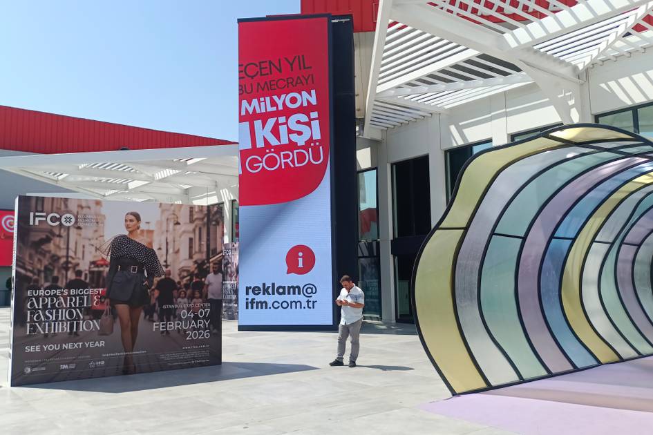 Istanbul Fashion Connection 2025 - Turkish Fashion Showcase