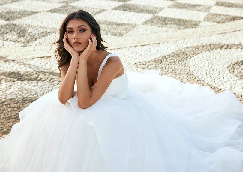 Kijken: Bruidsmodemerk Pronovias lanceert exclusieve collectie met Marchesa