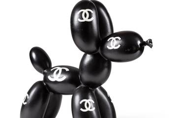 Sotheby's auctions Karl Lagerfeld belongings from his various residences