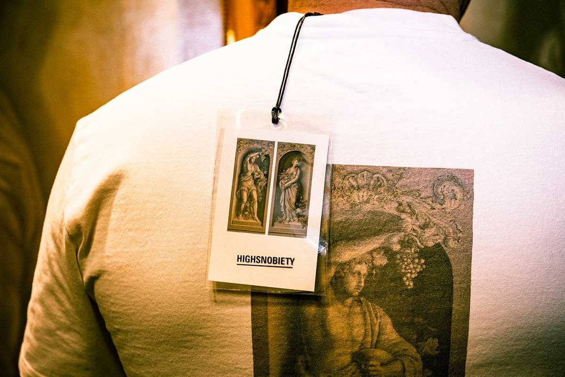 Классика и стритвир: Sotheby’s выпустит фэшн-коллекцию