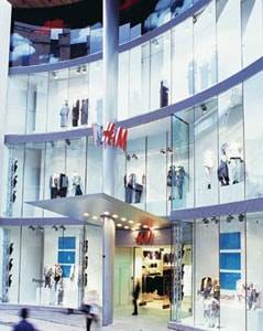 Comme des Garçons  diseñará para H&M