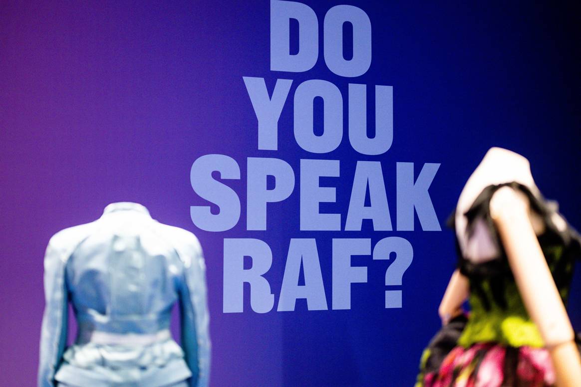 Expo ‘We Need to Talk about Fashion’ (22/06/2023 – 18/02/2023)
Modemuseum Hasselt, BE
