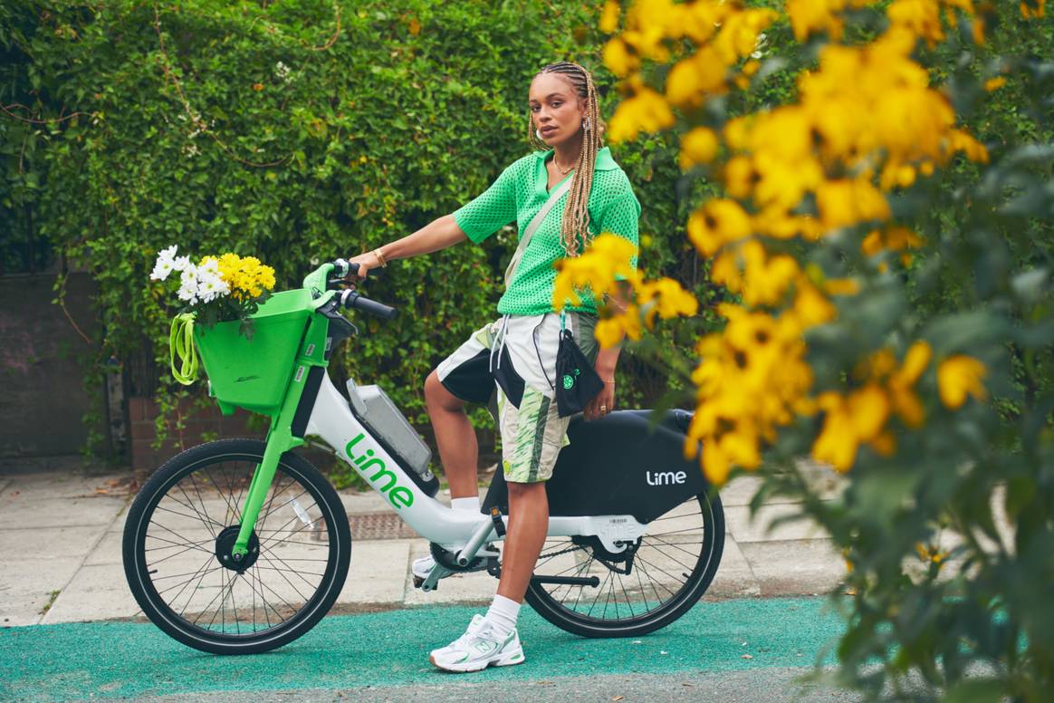 Lydia Bolton lanza edición limitada de streetwear contemporanea en colaboración con Lime, agosto 2023