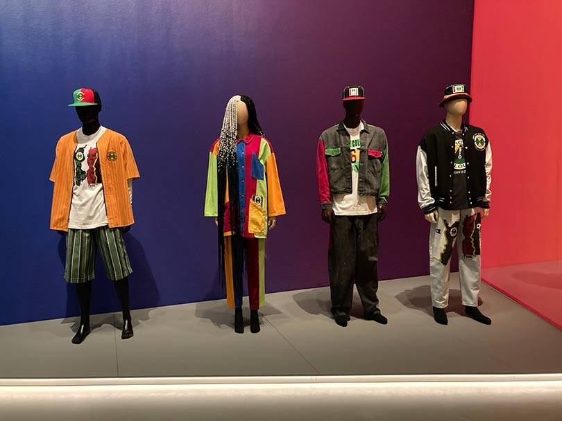 Vier looks van Cross
Colours, 1990-2020.