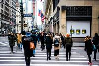 Las ventas minoristas se disparan en EE. UU. y sorprenden al mercado