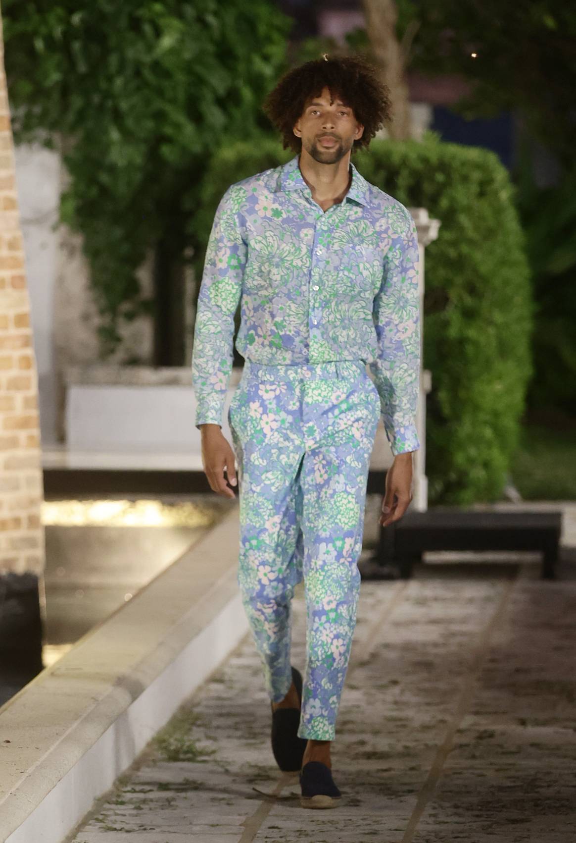 LILLY PULITZER CELEBRATES FIRST RUNWAY SHOW IN 20 YEARS, DEBUTING SPRING ’25 WOMEN’S