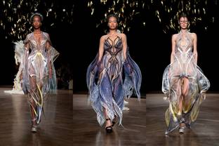 Video: Een kijkje achter de schermen in het atelier van Iris van Herpen