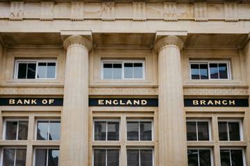 Bank of England maintains interest rate at 5 percent 