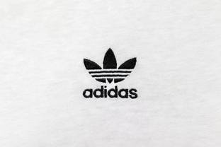 Accord entre le Maroc et Adidas sur le maillot controversé de la sélection algérienne
