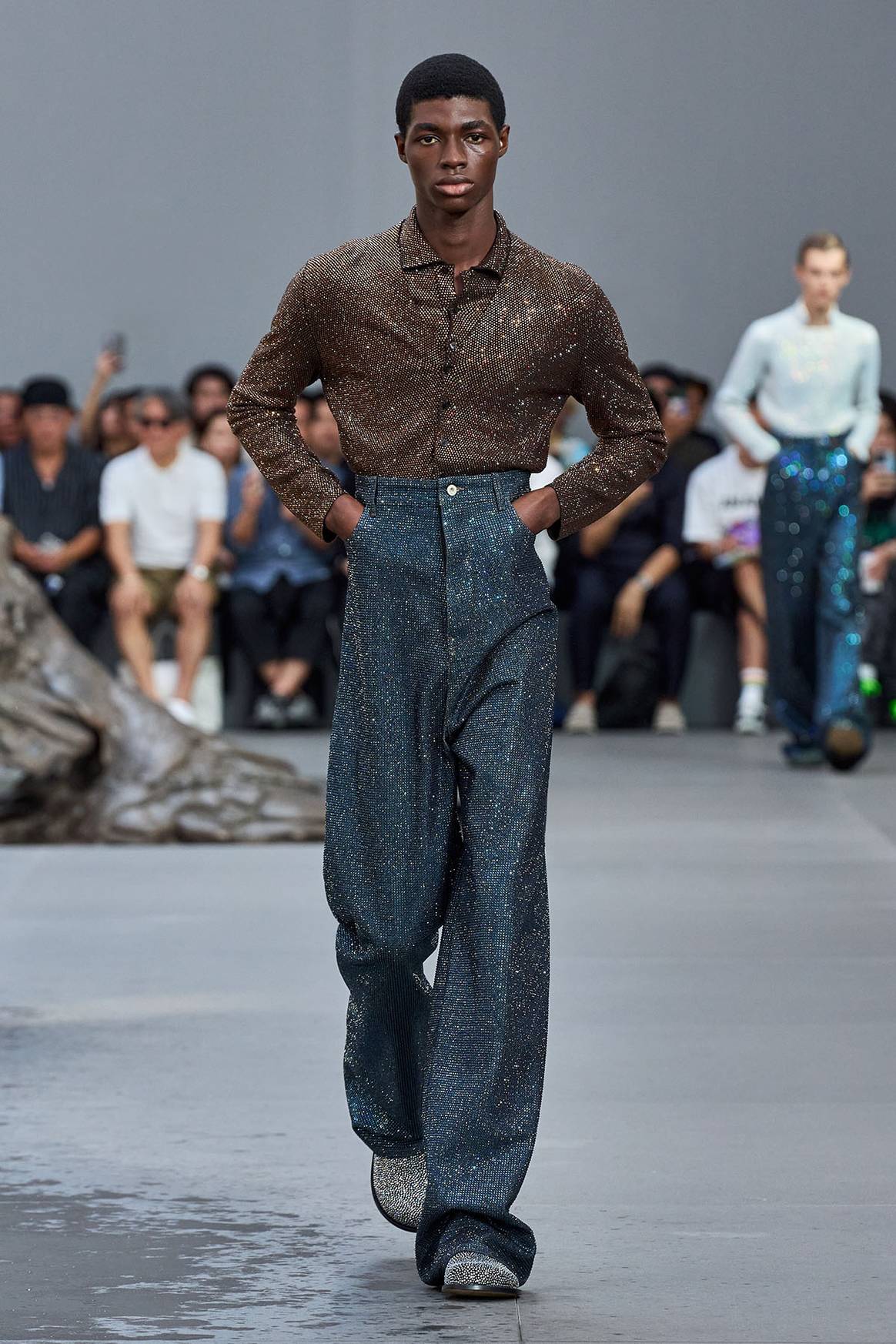 Créditos: Loewe, desfile de presentación de la colección masculina para la temporada de Verano SS24. Fotografía de cortesía.