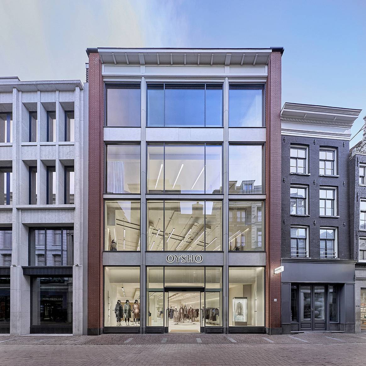 Tienda de Oysho en el número 42 de la calle Kalverstraat de Ámsterdam (Países Bajos).