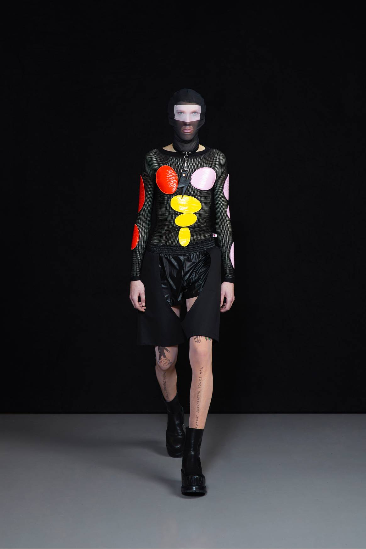 Walter van Beirendonck HW22 | Foto: Catwalkpictures