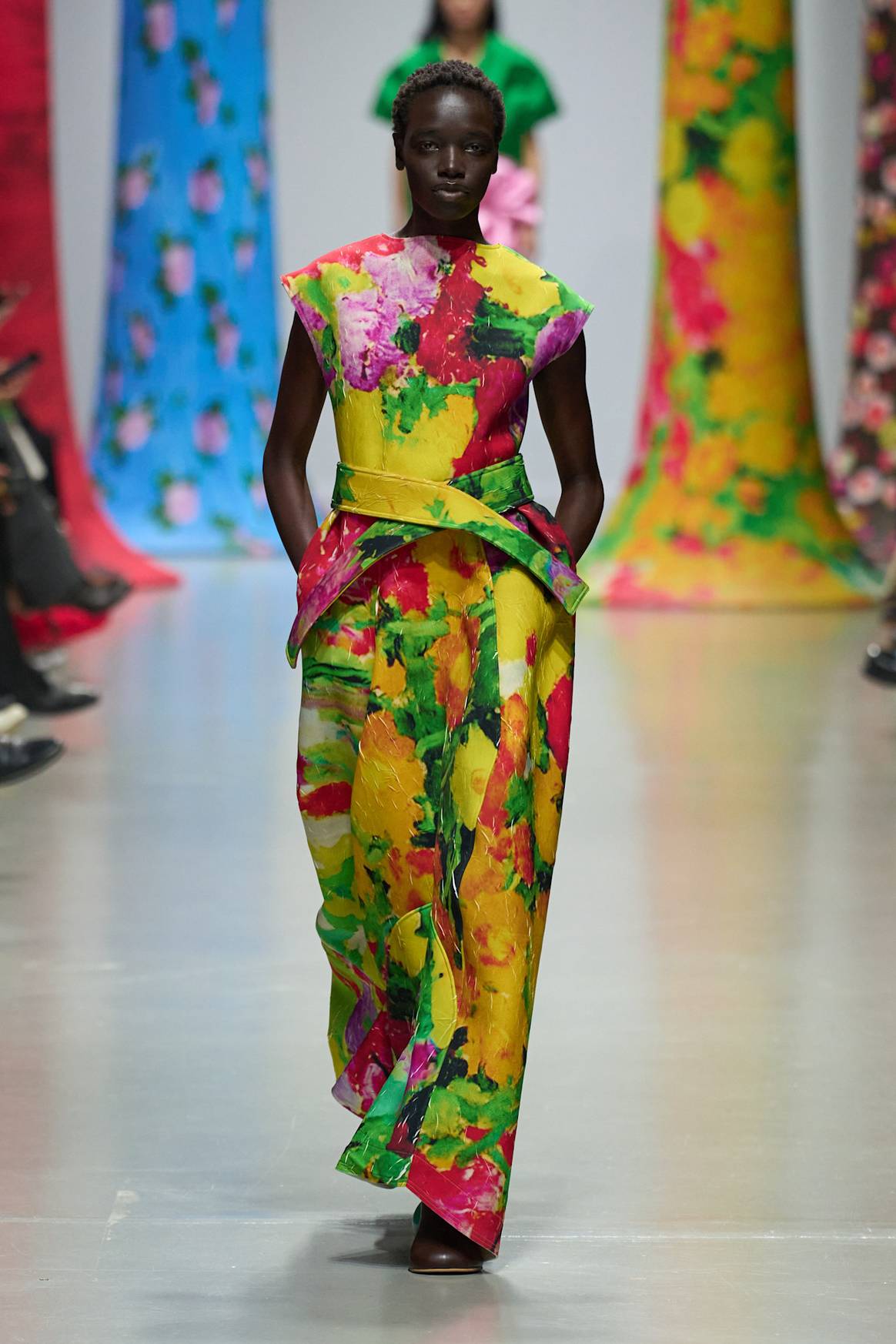 Ecco Leather nella collezione SS25 di Zomer durante la Paris Fashion Week.