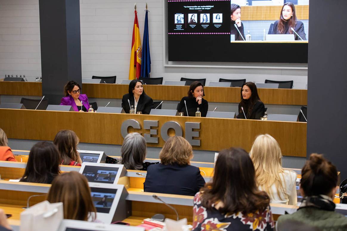 Congreso “Talento femenino en el retail textil: una historia de éxito” organizado por Arte, Wir y la CEOE.