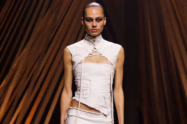 Sindacati preoccupati per il futuro dei dipendenti di Alexander McQueen