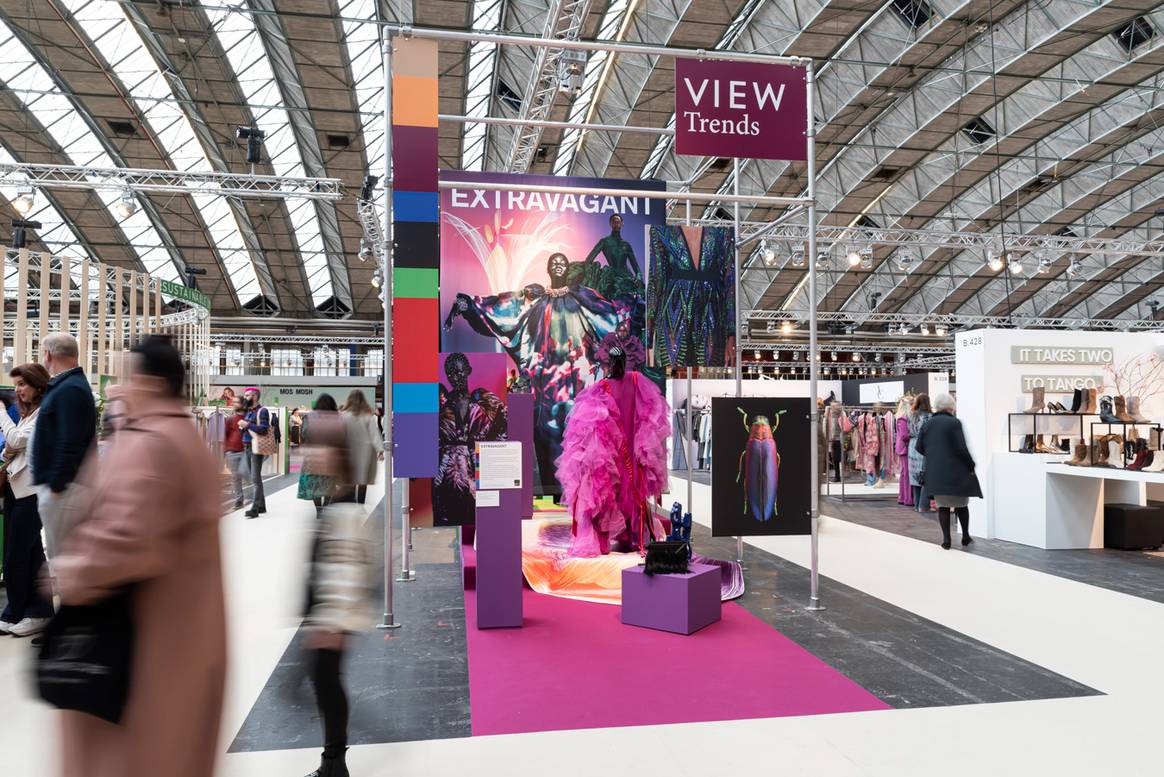 Een van de trend-installaties tijdens Modefabriek. Beeld door Aygin Kolaei voor FashionUnited.