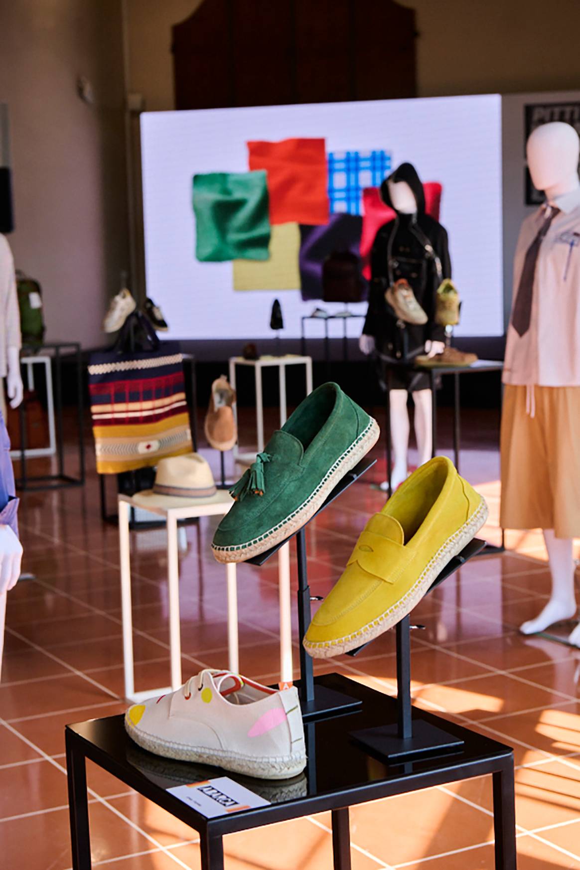 Instalación de marcas españolas durante el evento “Spain Fashion Breakfast” organizado por el ICEX en Pitti Uomo el 18 de junio de 2025.