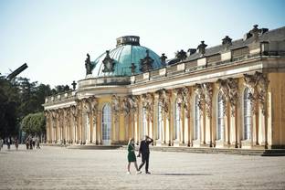 Start von Joop-Ausstellung in Potsdam noch einmal verschoben 