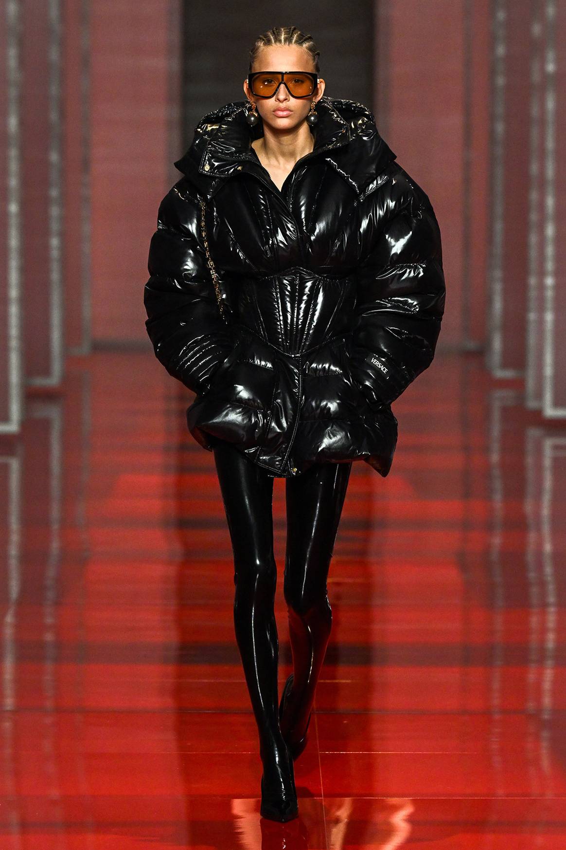 Images via Versace FW22