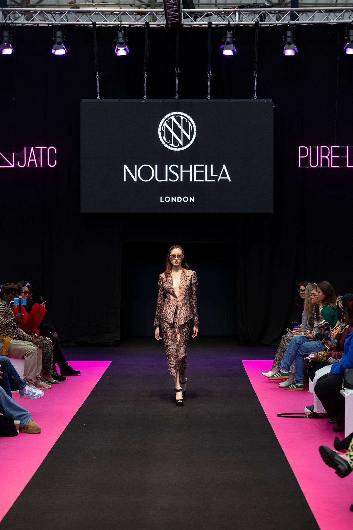 Pasarela de tendencias Pure London x JATC, febrero de 2024.