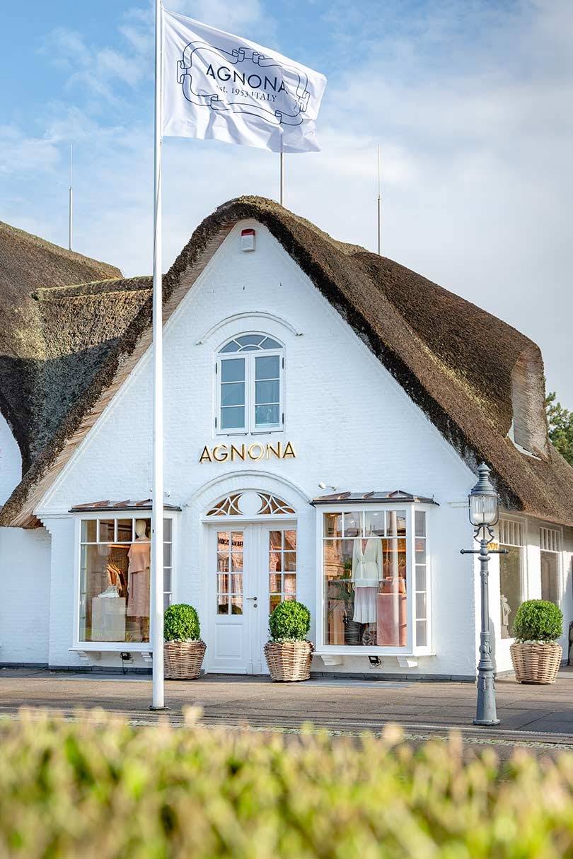 Agnona eröffnet Reetdach-Store auf Sylt