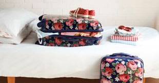 Fast Retailing compite con L Capital por Cath Kidston