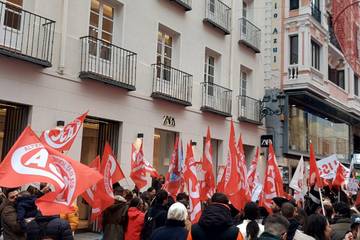 Inditex convoca una mesa de negociación estatal para mejorar las condiciones laborales de sus trabajadores