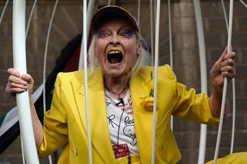 Rebels mode-icoon en klimaatactivist: Vivienne Westwood wordt tachtig