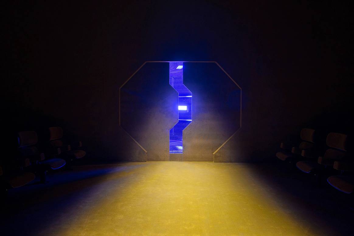 Photo Credits: Prada, colección para hombre para la temporada Otoño/invierno FW 2022 Menswear. Prada, página oficial.