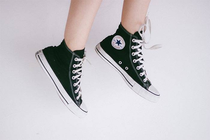 Zapatillas deportivas: La prenda más arriesgada para vender en línea