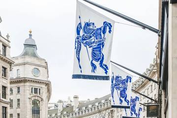 Burberry: su cosa sta lavorando il nuovo ceo Joshua Schulman