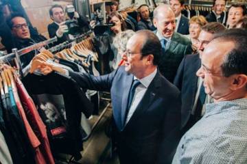 François Hollande en visite dans les locaux de Wrung‏