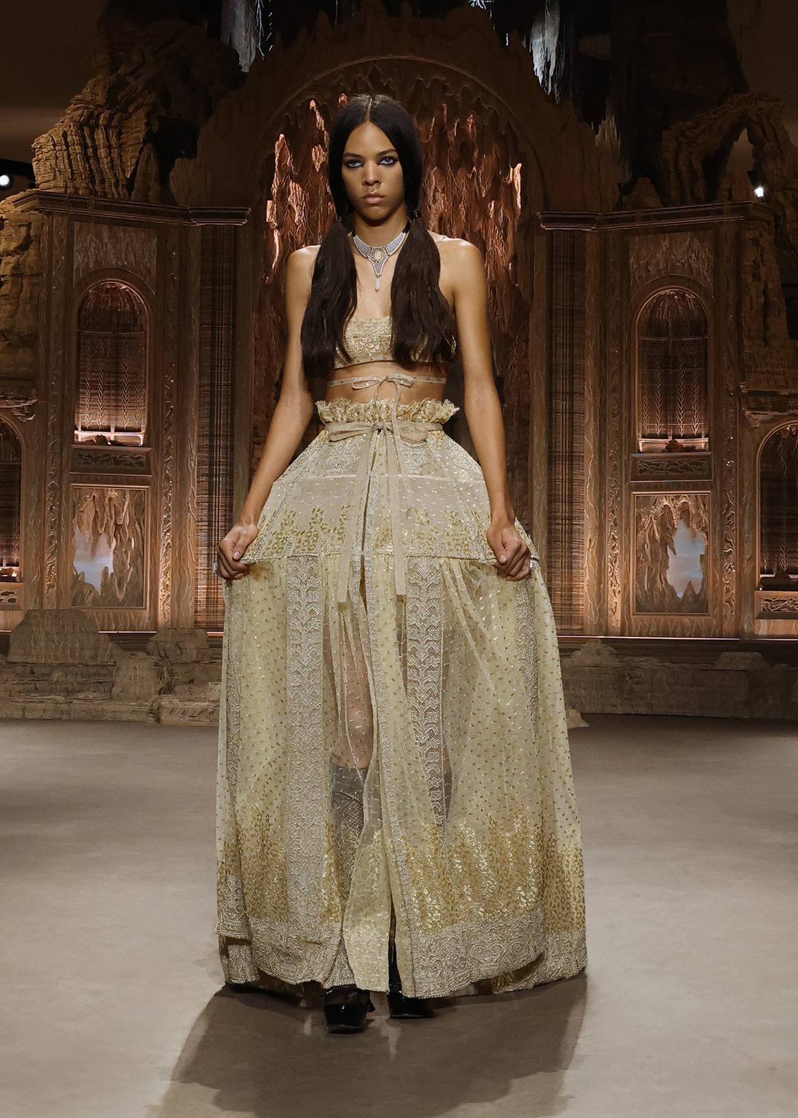 Photo Credits: Dior, colección de mujer de la línea de prêt-à-porter para la temporada Primavera/Verano de 2023 SS23. Fotografía de cortesía.