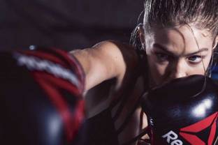 Gigi Hadid une fuerzas con Reebok